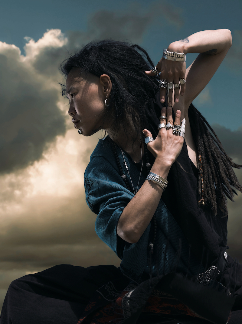 Mariia Khas crafts armor-like jewelry out of silver