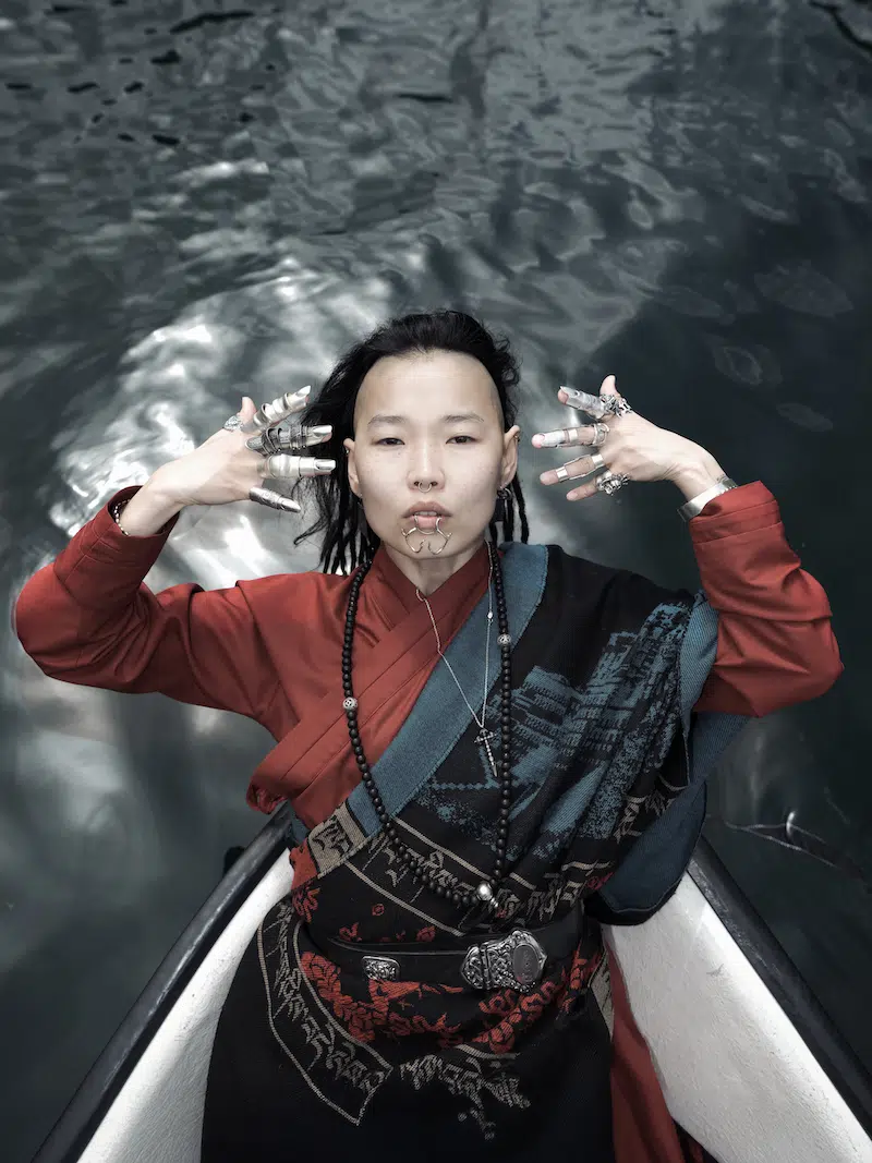 Mariia Khas crafts armor-like jewelry out of silver