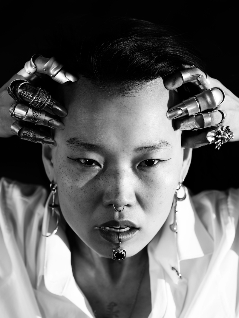 Mariia Khas crafts armor-like jewelry out of silver